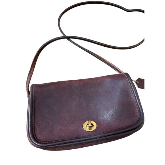 Vintage Coach USA Leather Crossbody Bag Brown Turnlock Flap Purse - Picture 3 of 10
